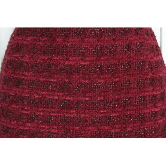 Escada red chenille and metallic skirt - Picture 4 of 11